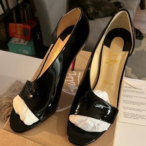 Phoebe 100 patent leather 41.5